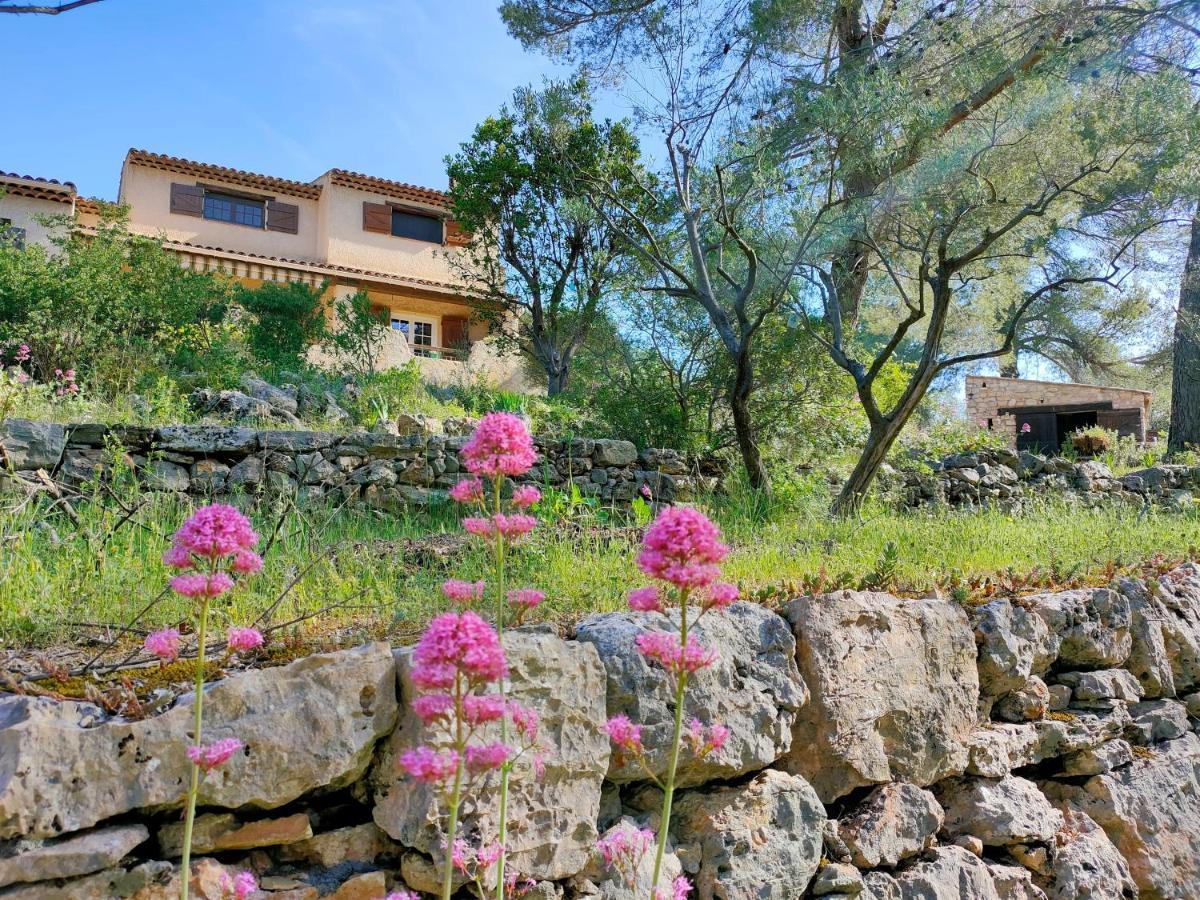 Villa Les Chariotins Draguignan Buitenkant foto