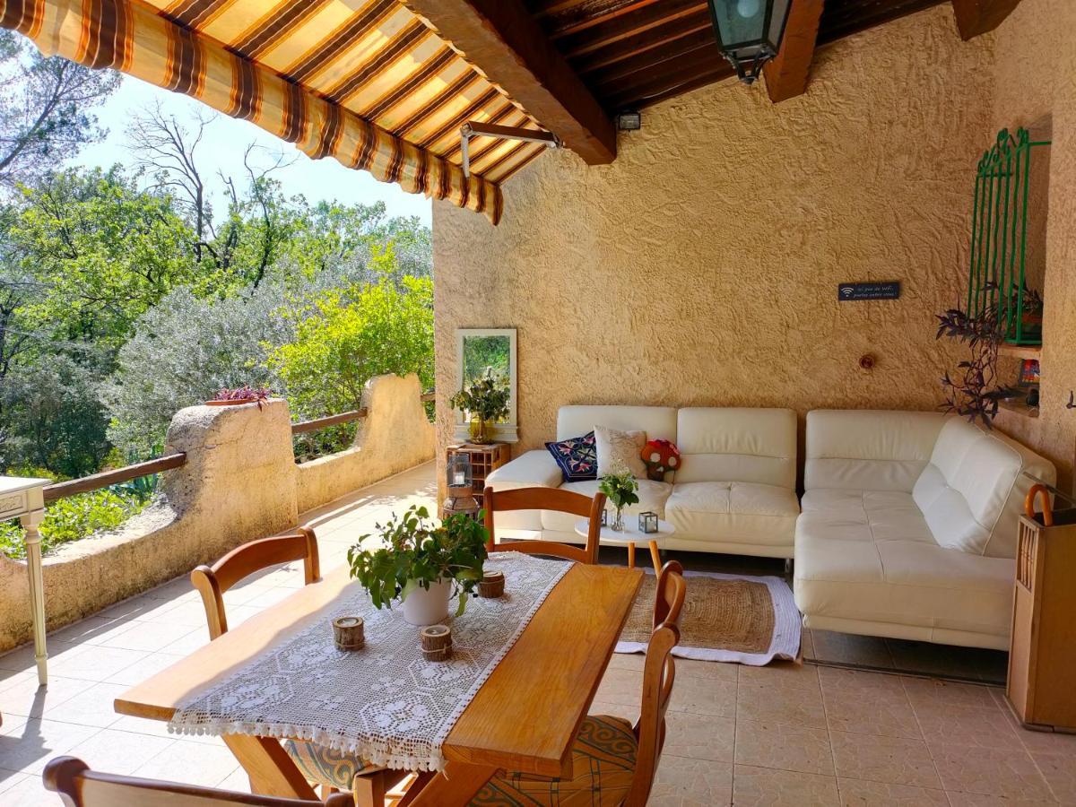 Villa Les Chariotins Draguignan Buitenkant foto